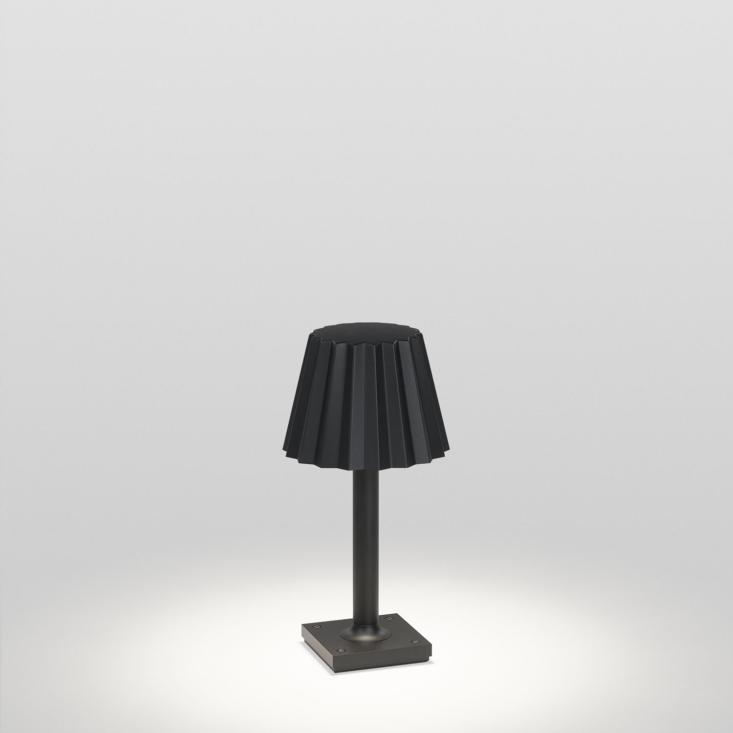 Delta Light 222 03 11 93 B BUTLER P 303, черный, 220-240V 50-60Hz, CRI 90, Теплый белый (+3000K), 377 lm 18 W 20 lm W, напольный светильник, Delta Light, Бельгия Delta Light 222 03 11 93 B BUTLER P 303, черный, 220-240V 50-60Hz, CRI 90, Теплый белый (+3000K), 377 lm 18 W 20 lm W, напольный светильник, Delta Light, Бельгия