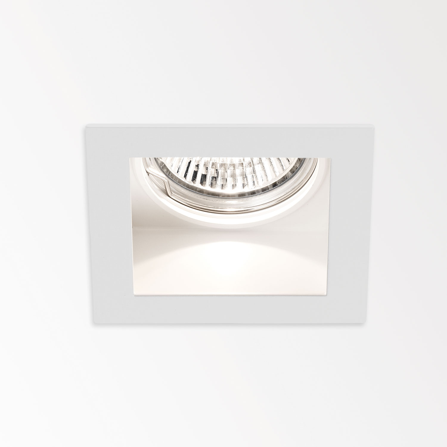 Delta Light 202 20 31 W CARREE II S1, белый, GX5.3 12V EXCL.TRANSFO, встраиваемый в потолок светильник, Delta Light, Бельгия Delta Light 202 20 31 W CARREE II S1, белый, GX5.3 12V EXCL.TRANSFO, встраиваемый в потолок светильник, Delta Light, Бельгия