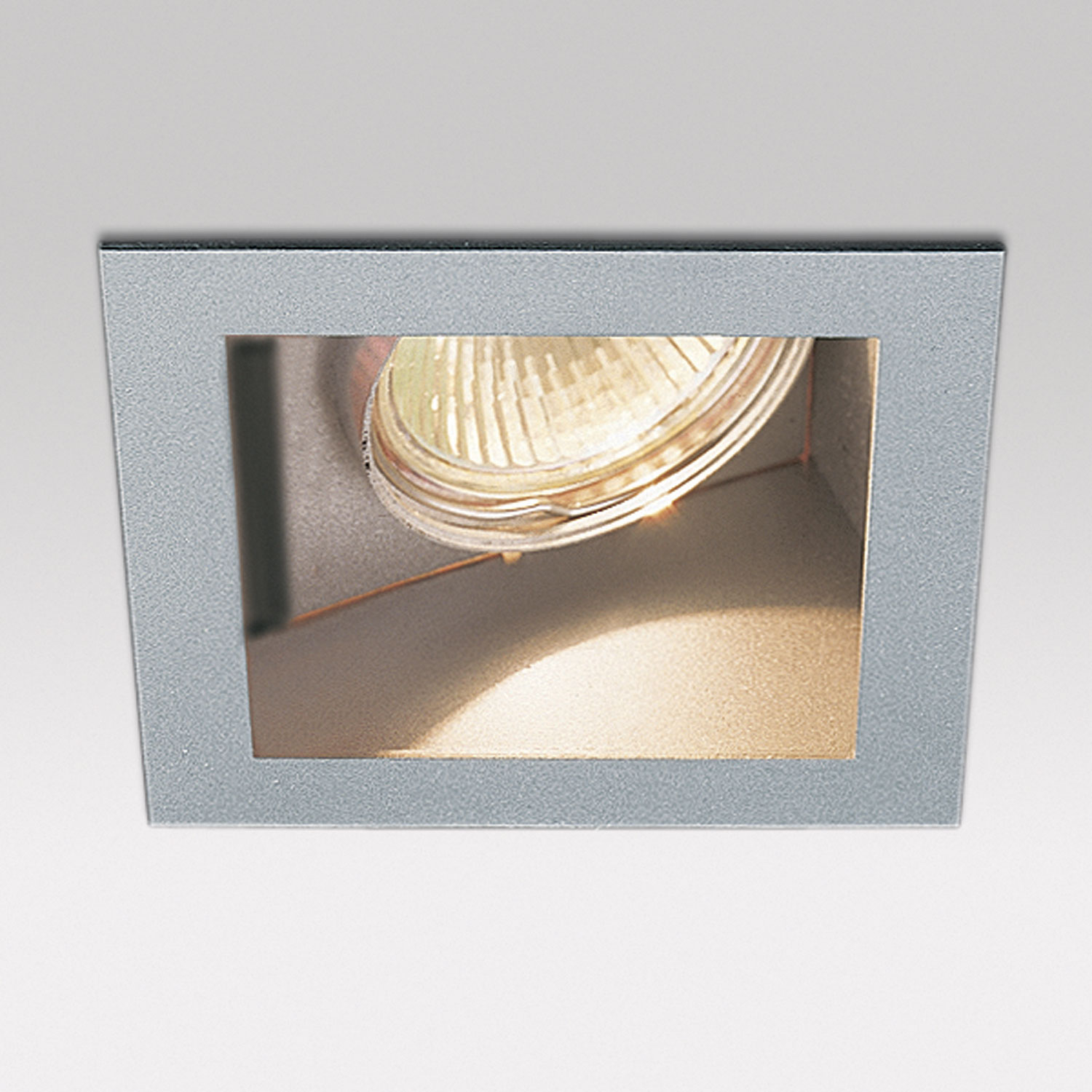 Delta Light 202 21 34 W CARREE II OK Hi S2, белый, GU10 100-240V 50-60Hz, встраиваемый в потолок светильник, Delta Light, Бельгия Delta Light 202 21 34 W CARREE II OK Hi S2, белый, GU10 100-240V 50-60Hz, встраиваемый в потолок светильник, Delta Light, Бельгия