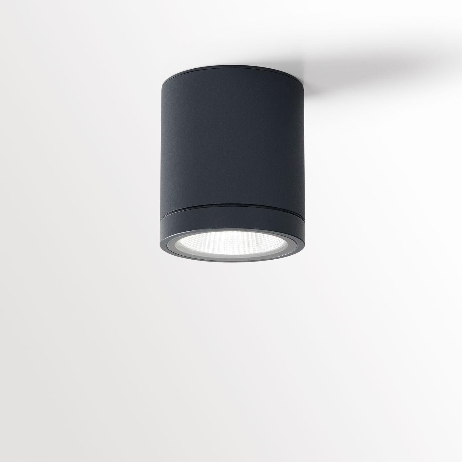 Delta Light 232 01 09 N DOX 100 S LED, dark grey, 100-240V 50-60Hz, CRI 80, Теплый белый (+3000K), 860 lm 9 W 97 lm W, накладной потолочный светильник, Delta Light, Бельгия Delta Light 232 01 09 N DOX 100 S LED, dark grey, 100-240V 50-60Hz, CRI 80, Теплый белый (+3000K), 860 lm 9 W 97 lm W, накладной потолочный светильник, Delta Light, Бельгия