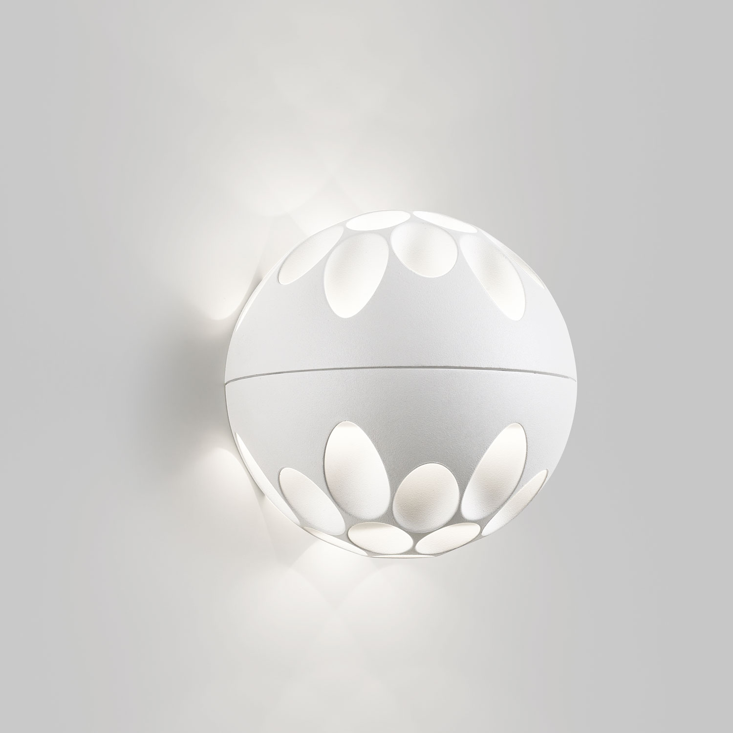 Delta Light 286 64 22 W GABOO W, белый, 100-240V 50-60Hz, CRI 80, Теплый белый (+3000K), 859 lm 14 W 59 lm W, накладной настенный светильник, Delta Light, Бельгия Delta Light 286 64 22 W GABOO W, белый, 100-240V 50-60Hz, CRI 80, Теплый белый (+3000K), 859 lm 14 W 59 lm W, накладной настенный светильник, Delta Light, Бельгия