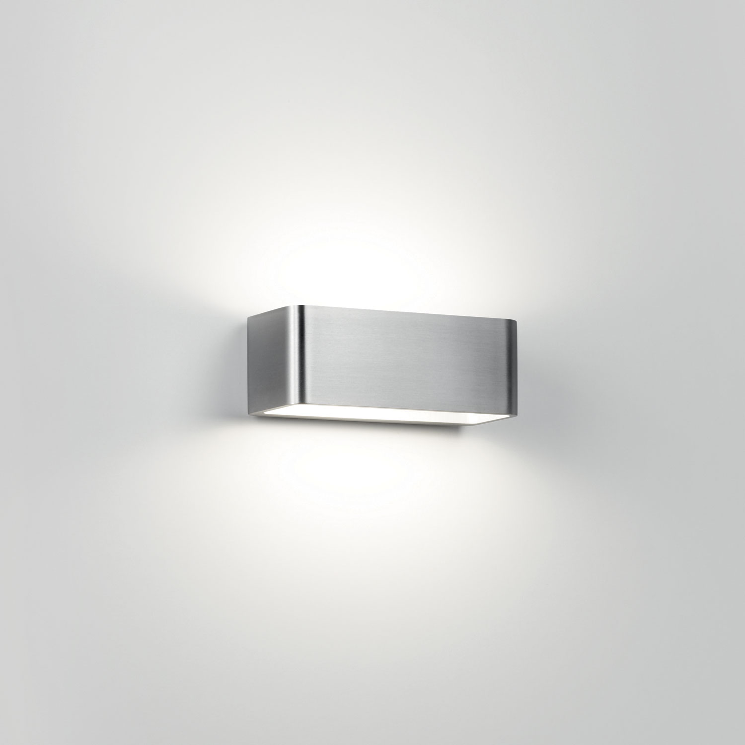 Delta Light 275 04 01 W GALA, белый, R7s 100-240V 50-60Hz, накладной настенный светильник, Delta Light, Бельгия Delta Light 275 04 01 W GALA, белый, R7s 100-240V 50-60Hz, накладной настенный светильник, Delta Light, Бельгия