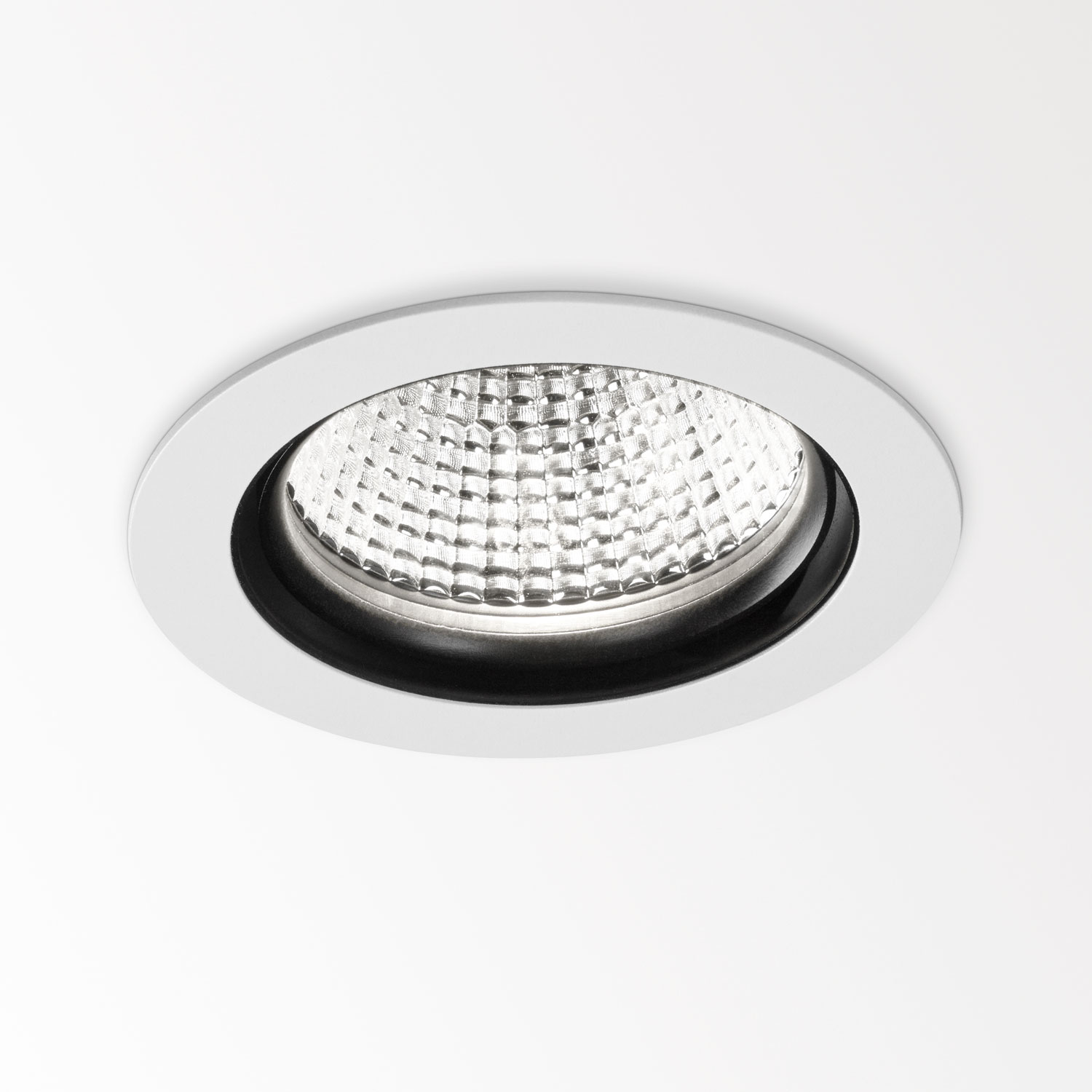 Delta Light 202 396 41 W-B GRAND REO XL OK - GOLD S1, белый-черный, ADJUSTABLE 0-30° 350°; INCL.1 x LED WHITE 24,1-37,8W 2400K 1999-2856lm; EXCL.1 x REFLECTOR; EXCL.LED POWER SUPPLY 700-1050mA-DC; , нет данных, Галогенные Белый (+2300K), 2085 lm 44 W 48 lm W, встраиваемый в потолок светильник, Delta Light, Бельгия Delta Light 202 396 41 W-B GRAND REO XL OK - GOLD S1, белый-черный, ADJUSTABLE 0-30° 350°; INCL.1 x LED WHITE 24,1-37,8W 2400K 1999-2856lm; EXCL.1 x REFLECTOR; EXCL.LED POWER SUPPLY 700-1050mA-DC; , нет данных, Галогенные Белый (+2300K), 2085 lm 44 W 48 lm W, встраиваемый в потолок светильник, Delta Light, Бельгия