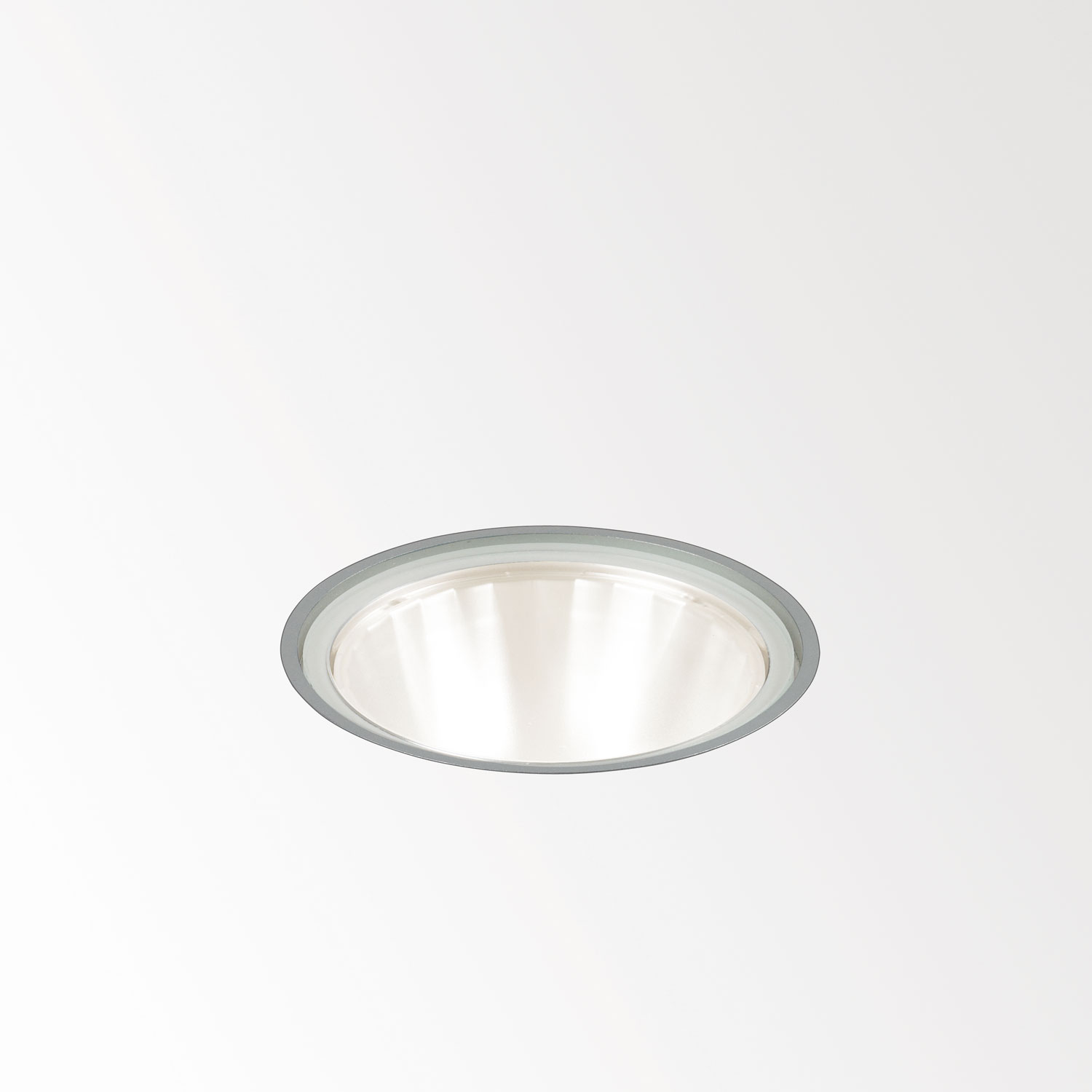 Delta Light 213 47 811 932 ANO LOGIC R 93030, алюм. анодированный, 100-240V 50-60Hz, CRI 90, Теплый белый (+3000K), 671 lm 8 W 82 lm W, встраиваемый в пол светильник, Delta Light, Бельгия Delta Light 213 47 811 932 ANO LOGIC R 93030, алюм. анодированный, 100-240V 50-60Hz, CRI 90, Теплый белый (+3000K), 671 lm 8 W 82 lm W, встраиваемый в пол светильник, Delta Light, Бельгия