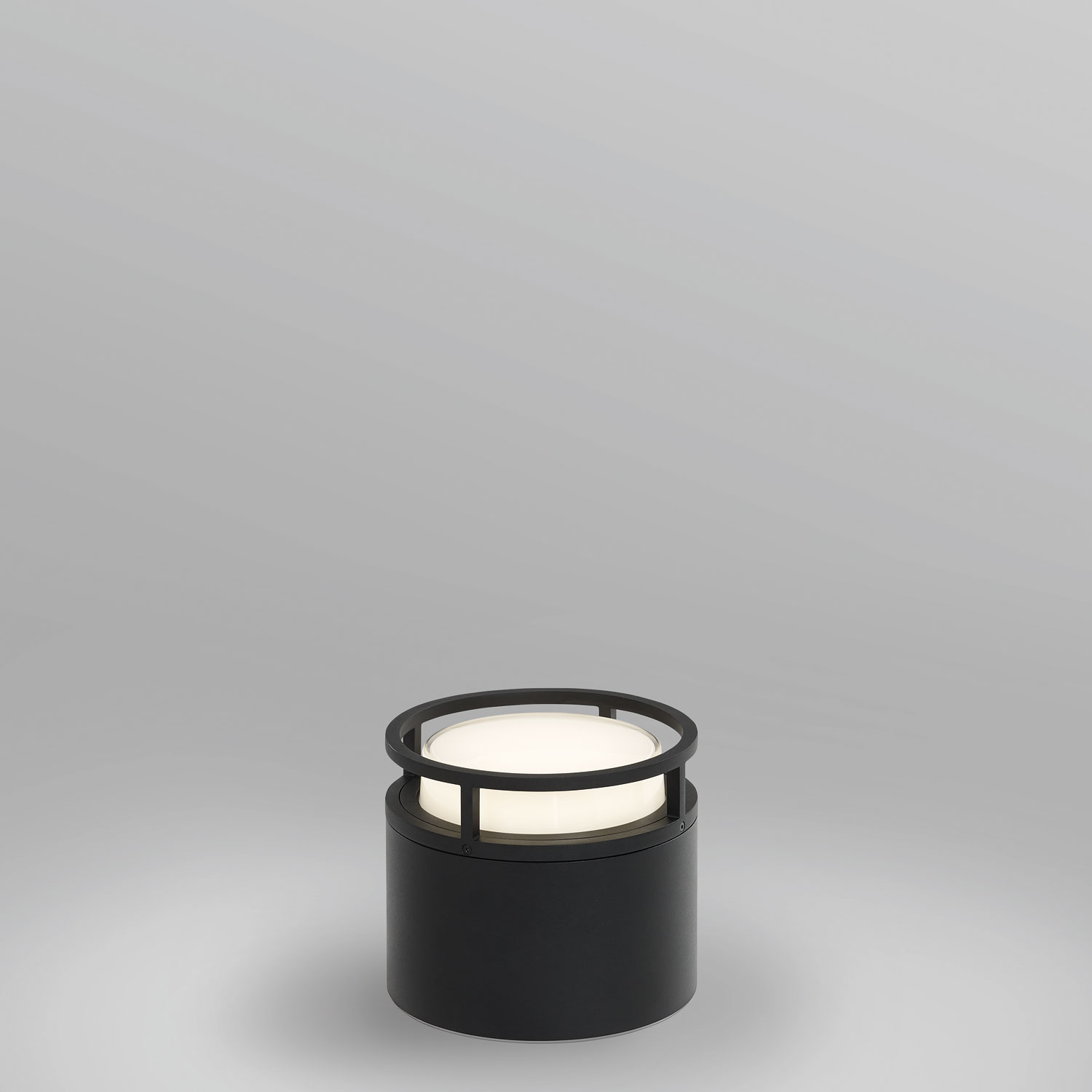 Delta Light 232 722 83 B MONTUR R P 20 LED, черный, 100-240V 50-60Hz, CRI 80, Теплый белый (+3000K), 338 lm 8 W 47 lm W, напольный светильник, Delta Light, Бельгия Delta Light 232 722 83 B MONTUR R P 20 LED, черный, 100-240V 50-60Hz, CRI 80, Теплый белый (+3000K), 338 lm 8 W 47 lm W, напольный светильник, Delta Light, Бельгия