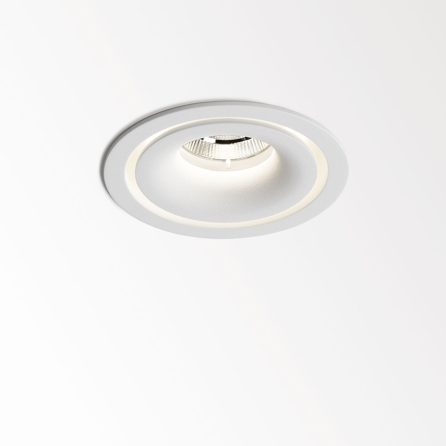 Delta Light 206 06 811 932 W OREO 93033 S1, белый, NON ADJUSTABLE; INCL.1 x LED WHITE 7,1-10,4W CRI>90 3000K max.1075lm; INCL.1 x REFLECTOR FL-33°; EXCL.LED POWER SUPPLY 350-500mA-DC; , CRI 90, Теплый белый (+3000K), 798 lm 12 W 67 lm W, встраиваемый в потолок светильник, Delta Light, Бельгия Delta Light 206 06 811 932 W OREO 93033 S1, белый, NON ADJUSTABLE; INCL.1 x LED WHITE 7,1-10,4W CRI>90 3000K max.1075lm; INCL.1 x REFLECTOR FL-33°; EXCL.LED POWER SUPPLY 350-500mA-DC; , CRI 90, Теплый белый (+3000K), 798 lm 12 W 67 lm W, встраиваемый в потолок светильник, Delta Light, Бельгия