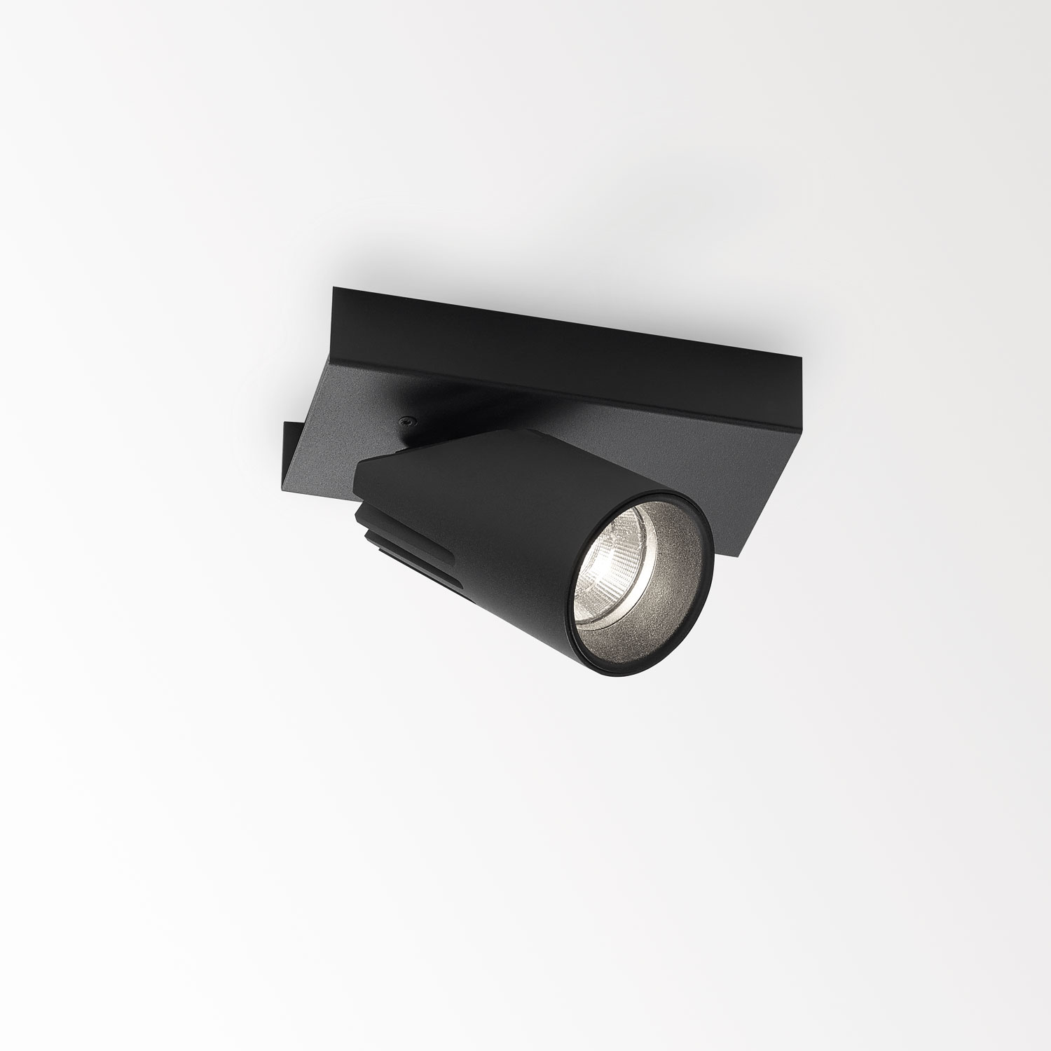 Delta Light 202 404 811 932 ED8 W PINTOR 63 ON 1 93033 DIM8, белый, 220-240V 50-60Hz, CRI 90, Теплый белый (+3000K), 726 lm 12 W 61 lm W, накладной потолочный светильник, Delta Light, Бельгия Delta Light 202 404 811 932 ED8 W PINTOR 63 ON 1 93033 DIM8, белый, 220-240V 50-60Hz, CRI 90, Теплый белый (+3000K), 726 lm 12 W 61 lm W, накладной потолочный светильник, Delta Light, Бельгия