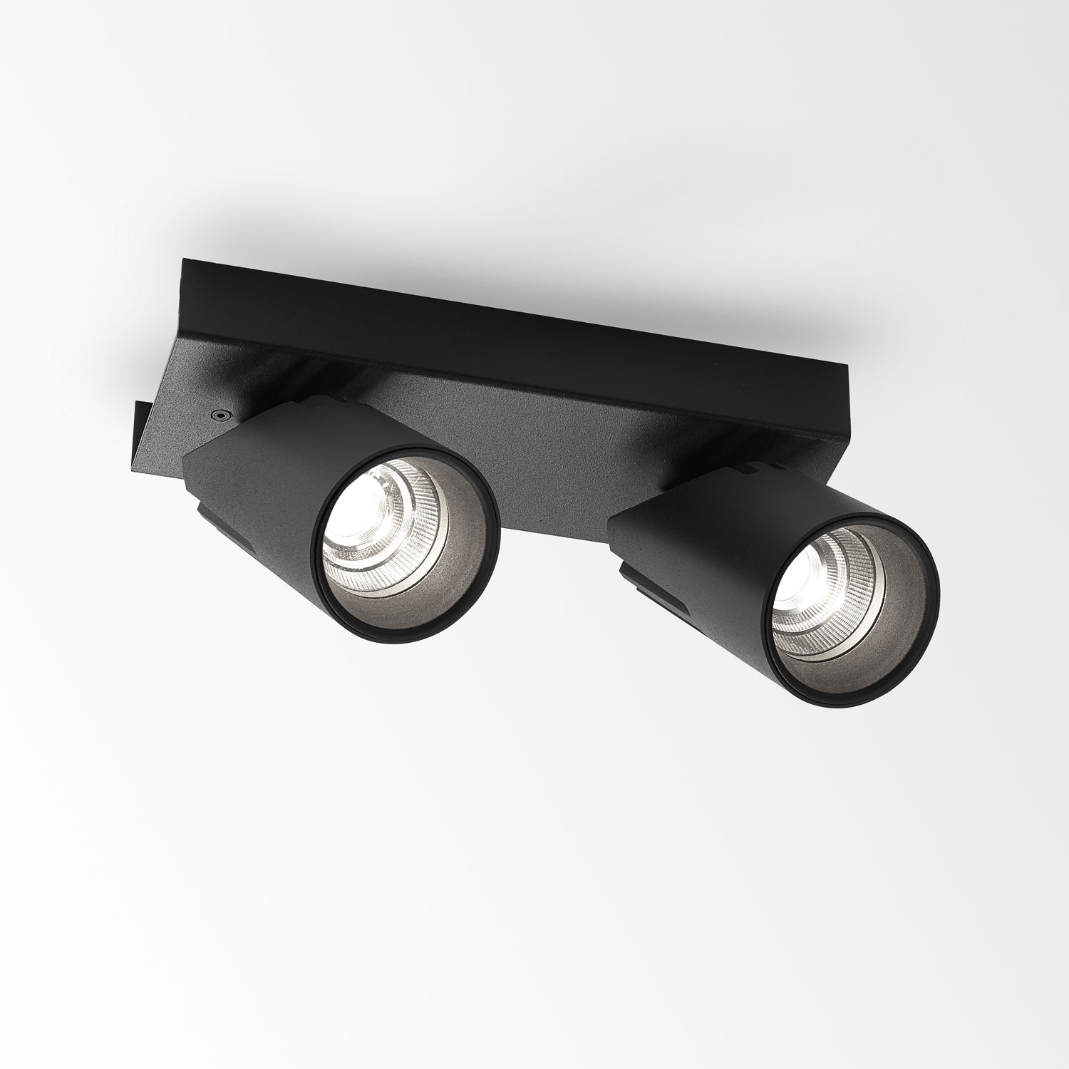 Delta Light 202 404 812 932 ED8 W PINTOR 63 ON 2 93033 DIM8, белый, 220-240V 50-60Hz, CRI 90, Теплый белый (+3000K), 1451 lm 24 W 61 lm W, накладной потолочный светильник, Delta Light, Бельгия Delta Light 202 404 812 932 ED8 W PINTOR 63 ON 2 93033 DIM8, белый, 220-240V 50-60Hz, CRI 90, Теплый белый (+3000K), 1451 lm 24 W 61 lm W, накладной потолочный светильник, Delta Light, Бельгия