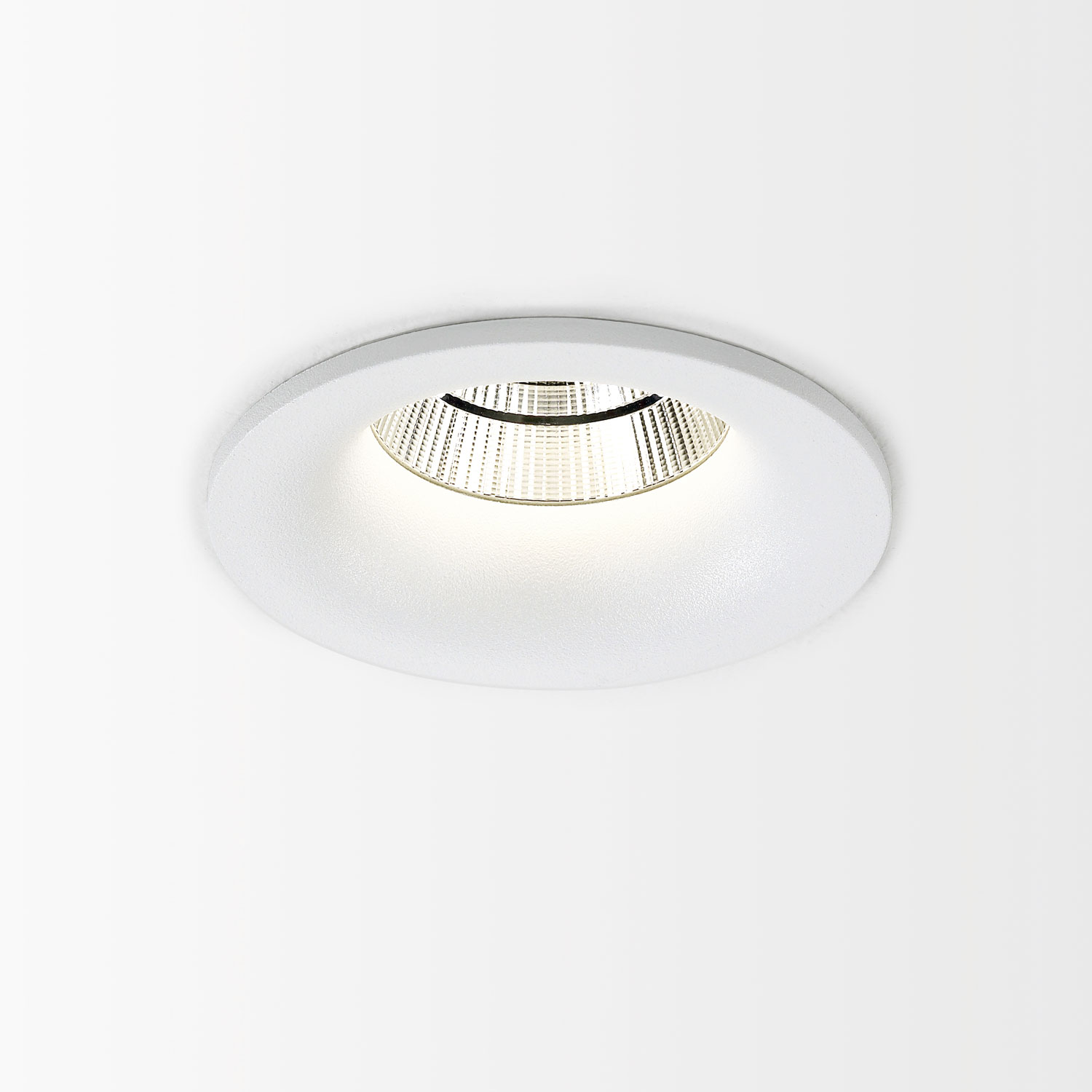 Delta Light 202 26 811 932 MMAT REO 93033 S1, золото матовый, NON ADJUSTABLE; INCL.1 x LED WHITE 7,1-10,4W CRI>90 3000K max.1075lm; INCL.1 x REFLECTOR FL-33°; EXCL.LED POWER SUPPLY 350-500mA-DC; ON REQUEST : CRI > 95; , CRI 90, Теплый белый (+3000K), 875 lm 12 W 73 lm W, встраиваемый в потолок светильник, Delta Light, Бельгия Delta Light 202 26 811 932 MMAT REO 93033 S1, золото матовый, NON ADJUSTABLE; INCL.1 x LED WHITE 7,1-10,4W CRI>90 3000K max.1075lm; INCL.1 x REFLECTOR FL-33°; EXCL.LED POWER SUPPLY 350-500mA-DC; ON REQUEST : CRI > 95; , CRI 90, Теплый белый (+3000K), 875 lm 12 W 73 lm W, встраиваемый в потолок светильник, Delta Light, Бельгия