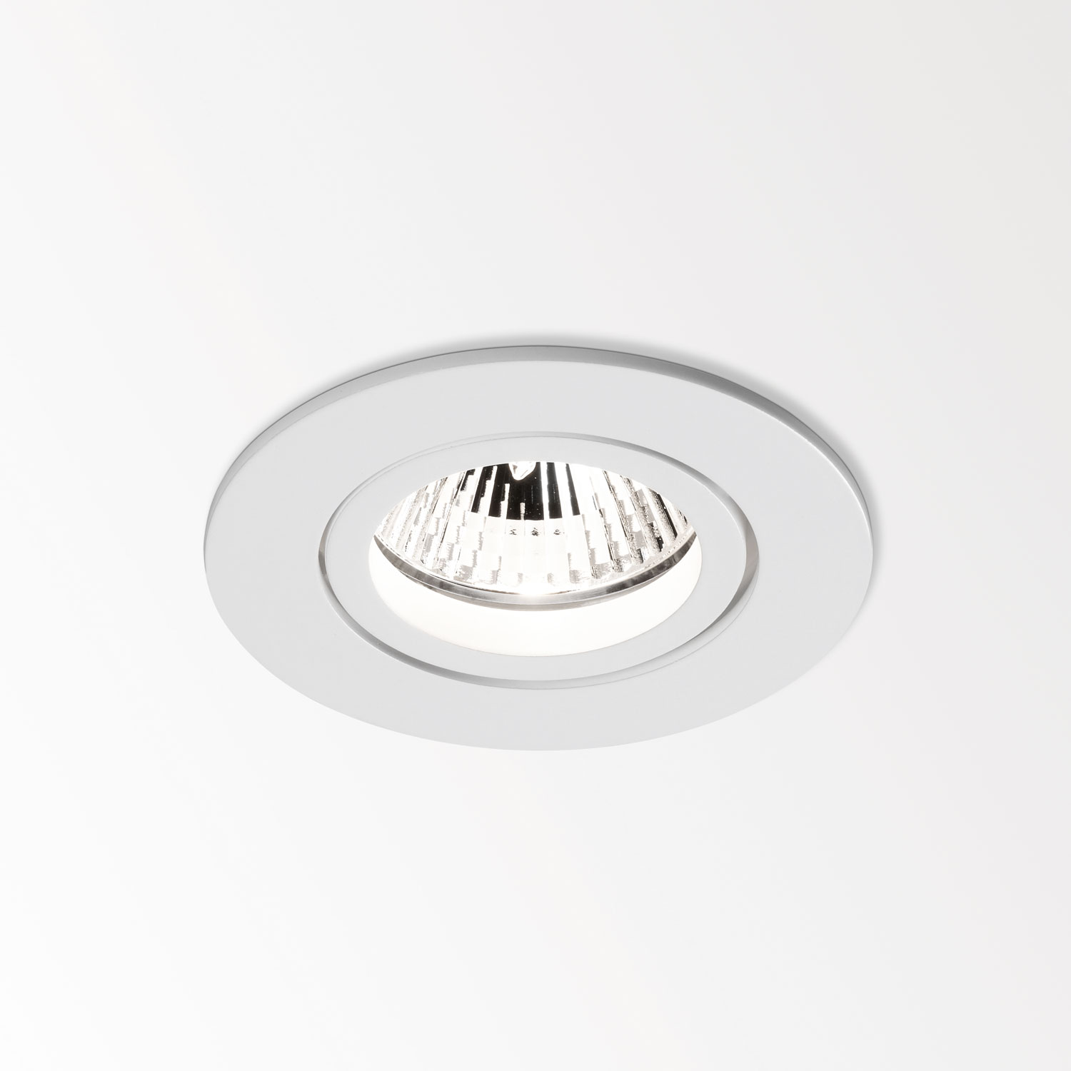 Delta Light 202 01 13 W RINGO S2, белый, GX5.3 12V EXCL.TRANSFO, встраиваемый в потолок светильник, Delta Light, Бельгия Delta Light 202 01 13 W RINGO S2, белый, GX5.3 12V EXCL.TRANSFO, встраиваемый в потолок светильник, Delta Light, Бельгия