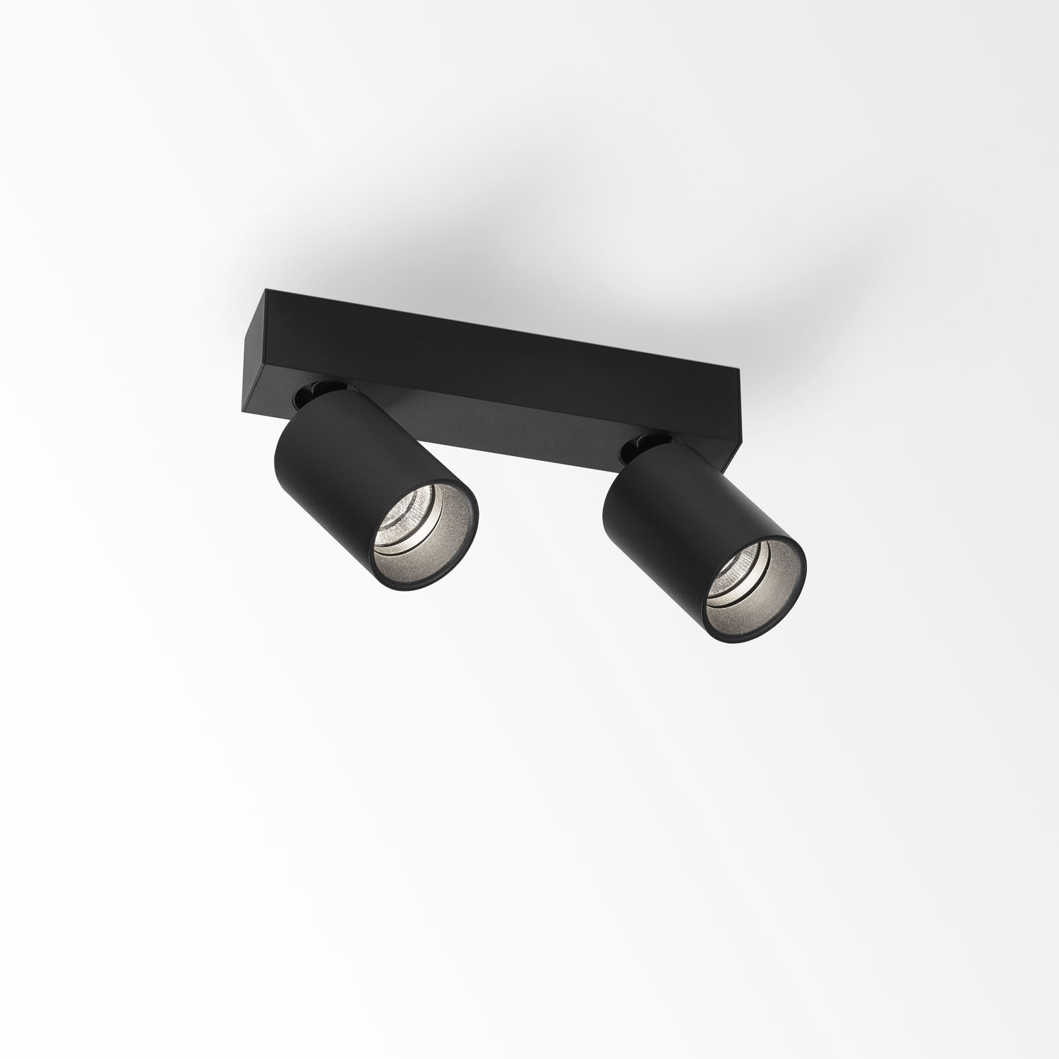 Delta Light 414 351 812 932 ED8 W SPY ON 2 93033 DIM8, белый, 220-240V 50-60Hz, CRI 90, Теплый белый (+3000K), 1105 lm 24 W 46 lm W, настенно-потолочный накладной светильник, Delta Light, Бельгия Delta Light 414 351 812 932 ED8 W SPY ON 2 93033 DIM8, белый, 220-240V 50-60Hz, CRI 90, Теплый белый (+3000K), 1105 lm 24 W 46 lm W, настенно-потолочный накладной светильник, Delta Light, Бельгия