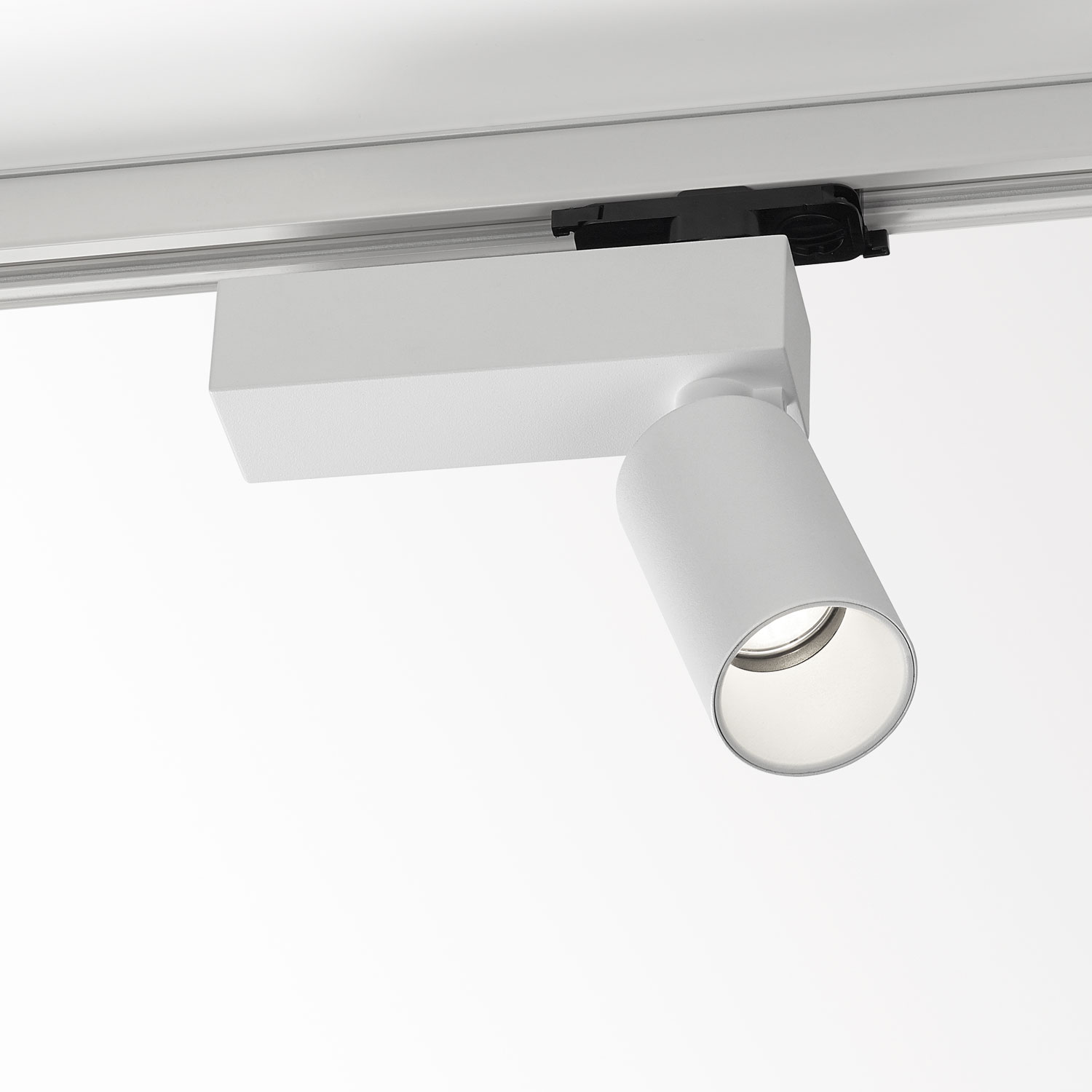 Delta Light 414 361 21 821 ADM W SPY ON HP 82733 ADM, белый, 110-240V 50-60Hz , CRI 80, Галогенные Белый (+2700K), 1203 lm 20 W 62 lm W, накладной потолочный светильник, Delta Light, Бельгия Delta Light 414 361 21 821 ADM W SPY ON HP 82733 ADM, белый, 110-240V 50-60Hz , CRI 80, Галогенные Белый (+2700K), 1203 lm 20 W 62 lm W, накладной потолочный светильник, Delta Light, Бельгия