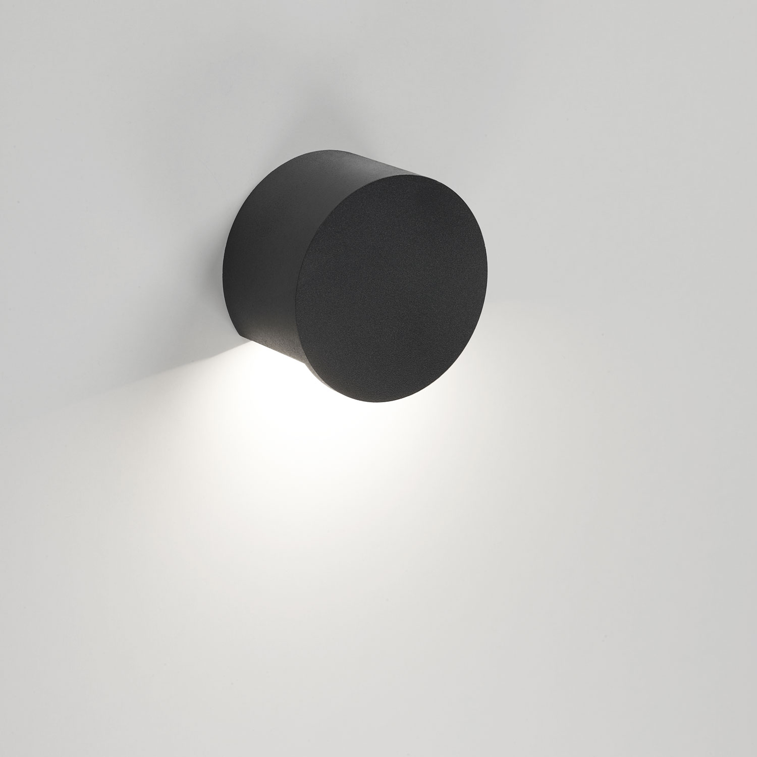 Delta Light 223 54 83 N STIP W R 830, dark grey, 100-240V 50-60Hz, CRI 80, Теплый белый (+3000K), 5 W, накладной настенный светильник, Delta Light, Бельгия Delta Light 223 54 83 N STIP W R 830, dark grey, 100-240V 50-60Hz, CRI 80, Теплый белый (+3000K), 5 W, накладной настенный светильник, Delta Light, Бельгия