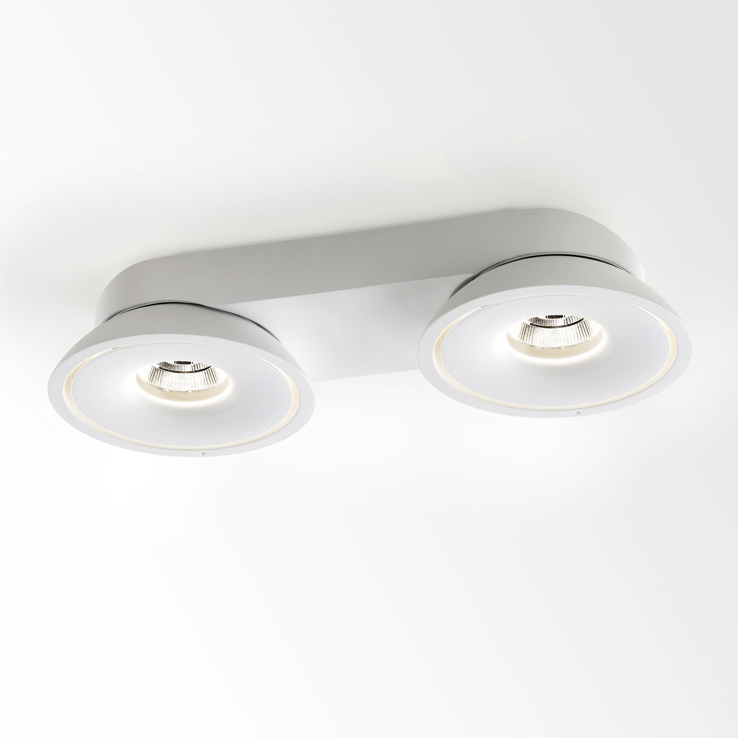 Delta Light 206 31 812 933 ED8 W TWEETER ON 2 93050 DIM8, белый, 110-240V 50-60Hz, CRI 90, Теплый белый (+3000K), 1816 lm 24 W 76 lm W, накладной потолочный светильник, Delta Light, Бельгия Delta Light 206 31 812 933 ED8 W TWEETER ON 2 93050 DIM8, белый, 110-240V 50-60Hz, CRI 90, Теплый белый (+3000K), 1816 lm 24 W 76 lm W, накладной потолочный светильник, Delta Light, Бельгия