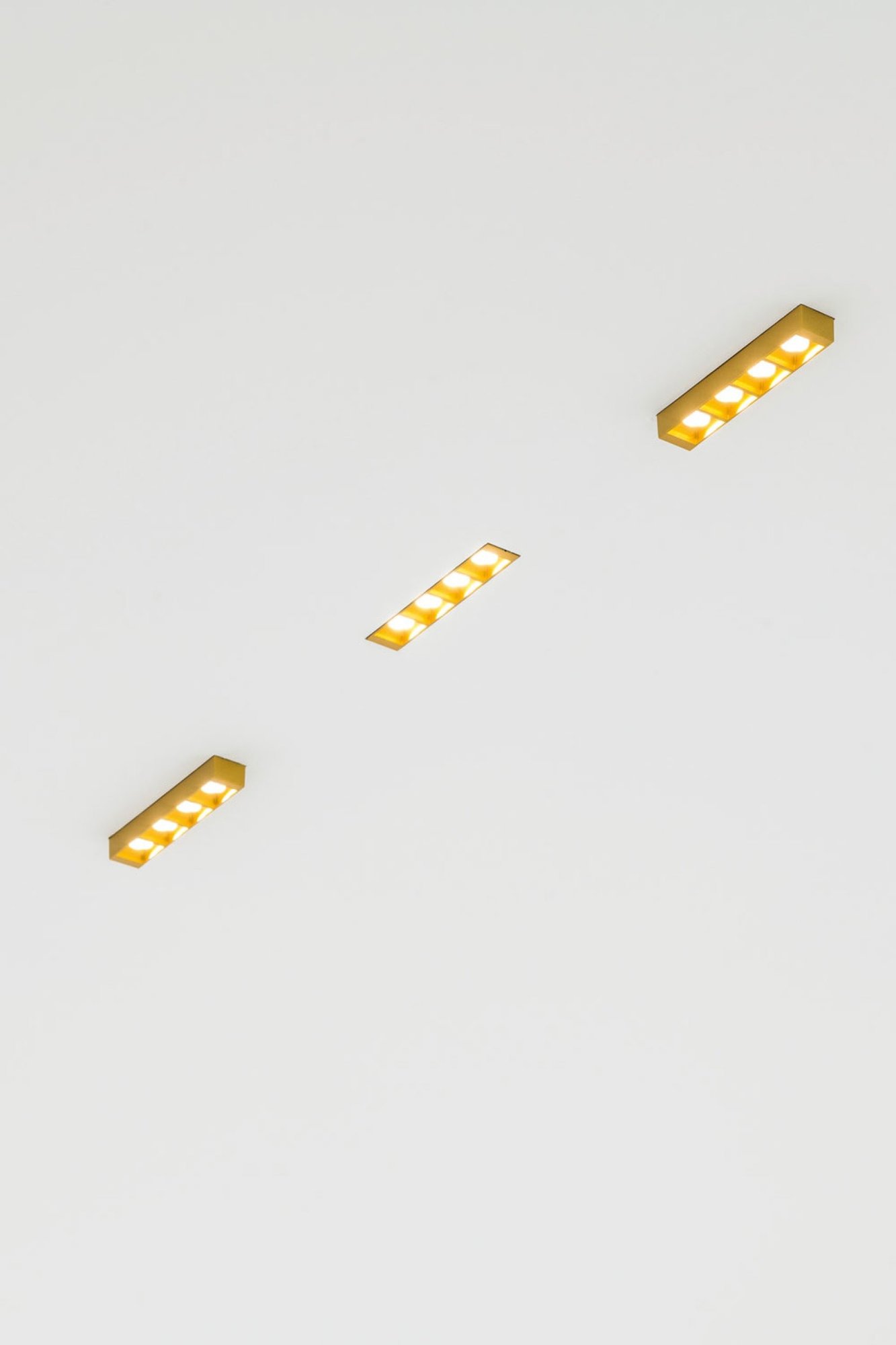 DOT.COM M4 TRIMLESS встраиваемый в потолок светильник Delta Light 4