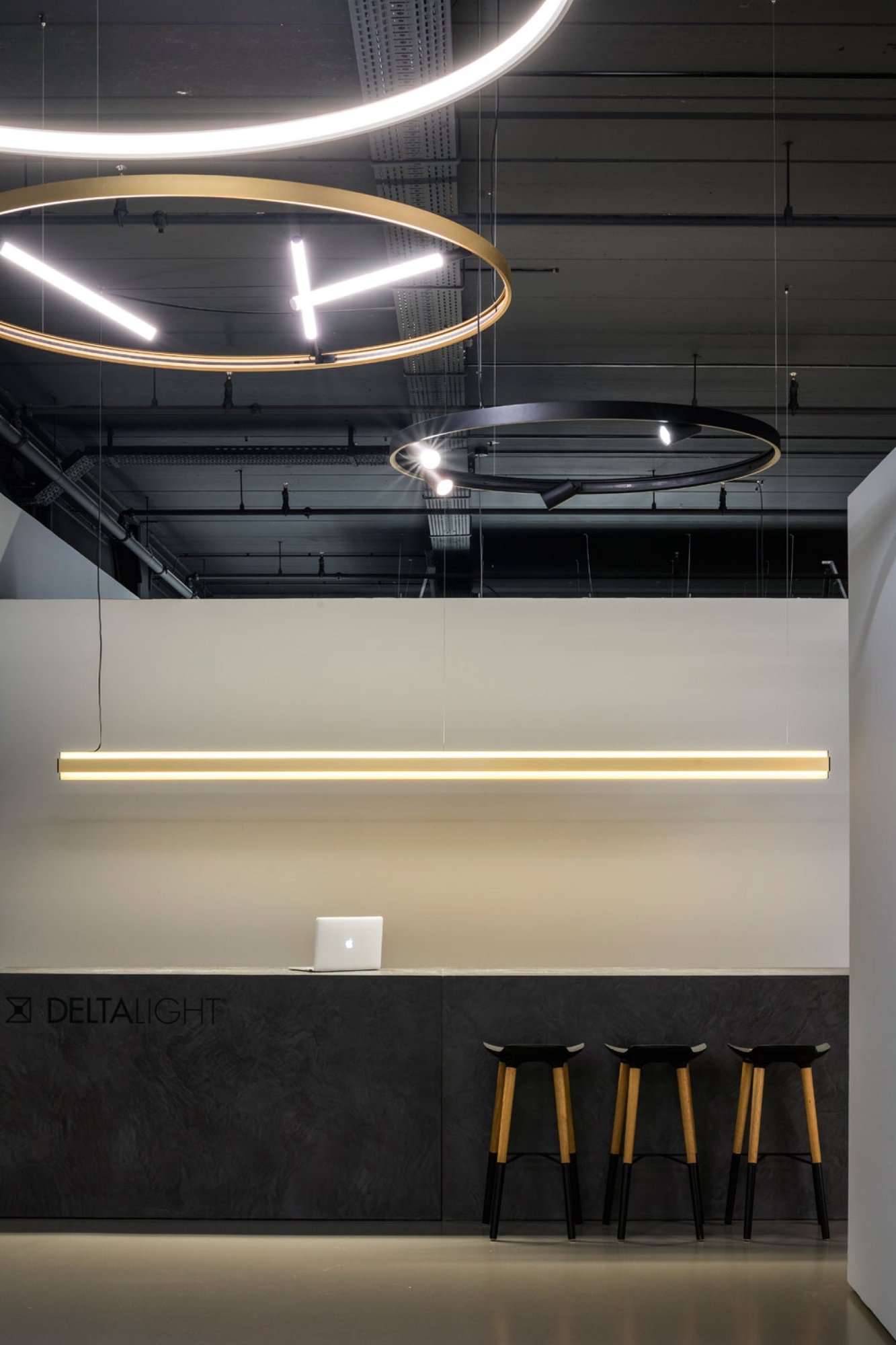 SUPERLOOP-XY180 930 MDL B черный Delta Light подвесной светильник 7