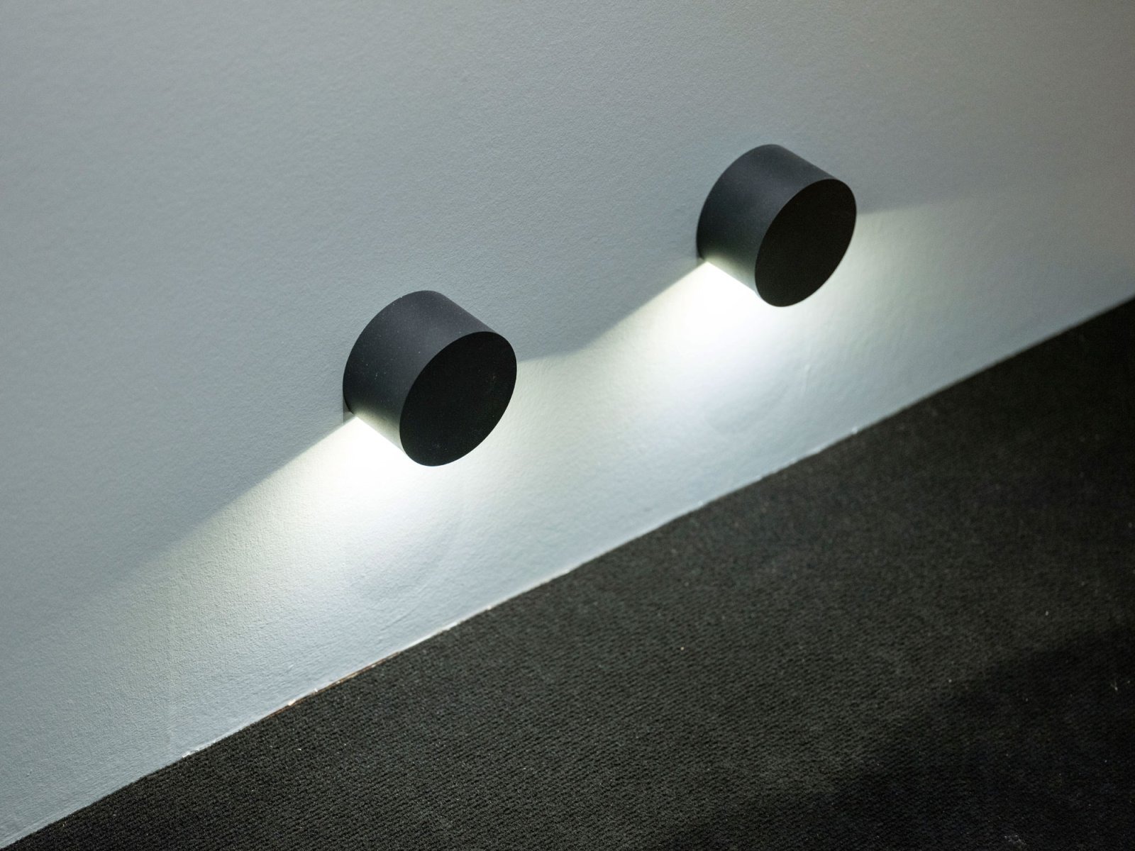 Уличный настенный светильник STIP W R Delta Light 223 54 XX 9