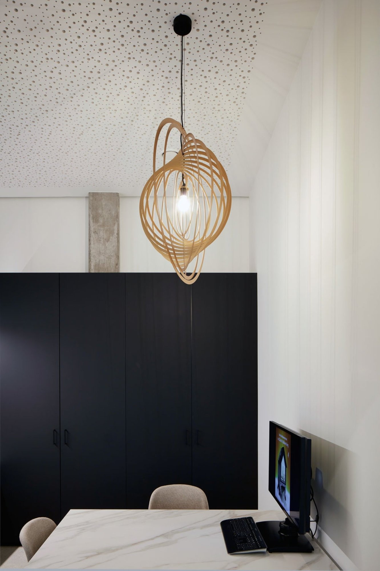 SOIREE RC 81 E27 B черный Delta Light подвесной светильник 5