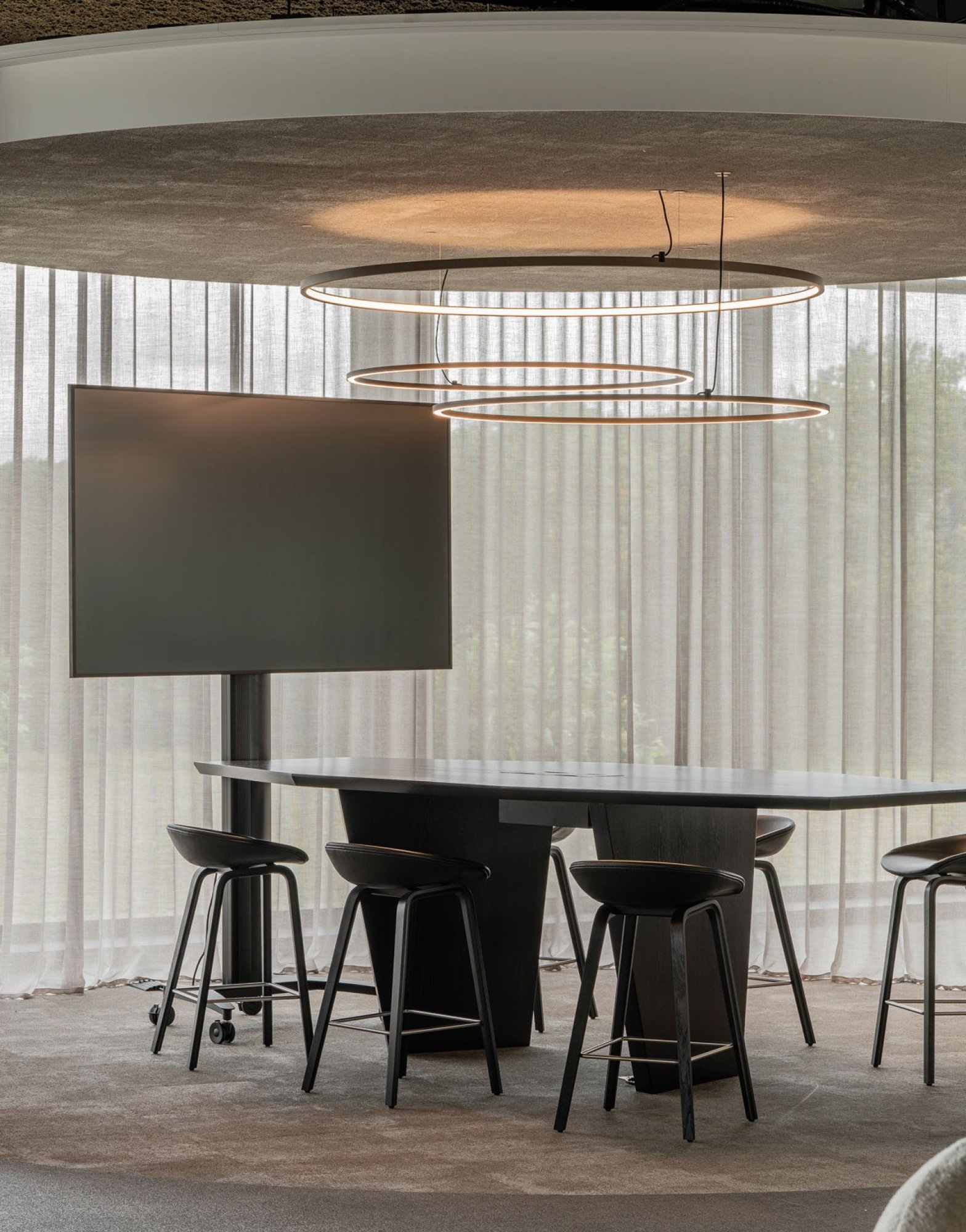SUPERLOOP SLIM IN 170 SBL 930 FBR фламандская бронза Delta Light подвесной светильник 4
