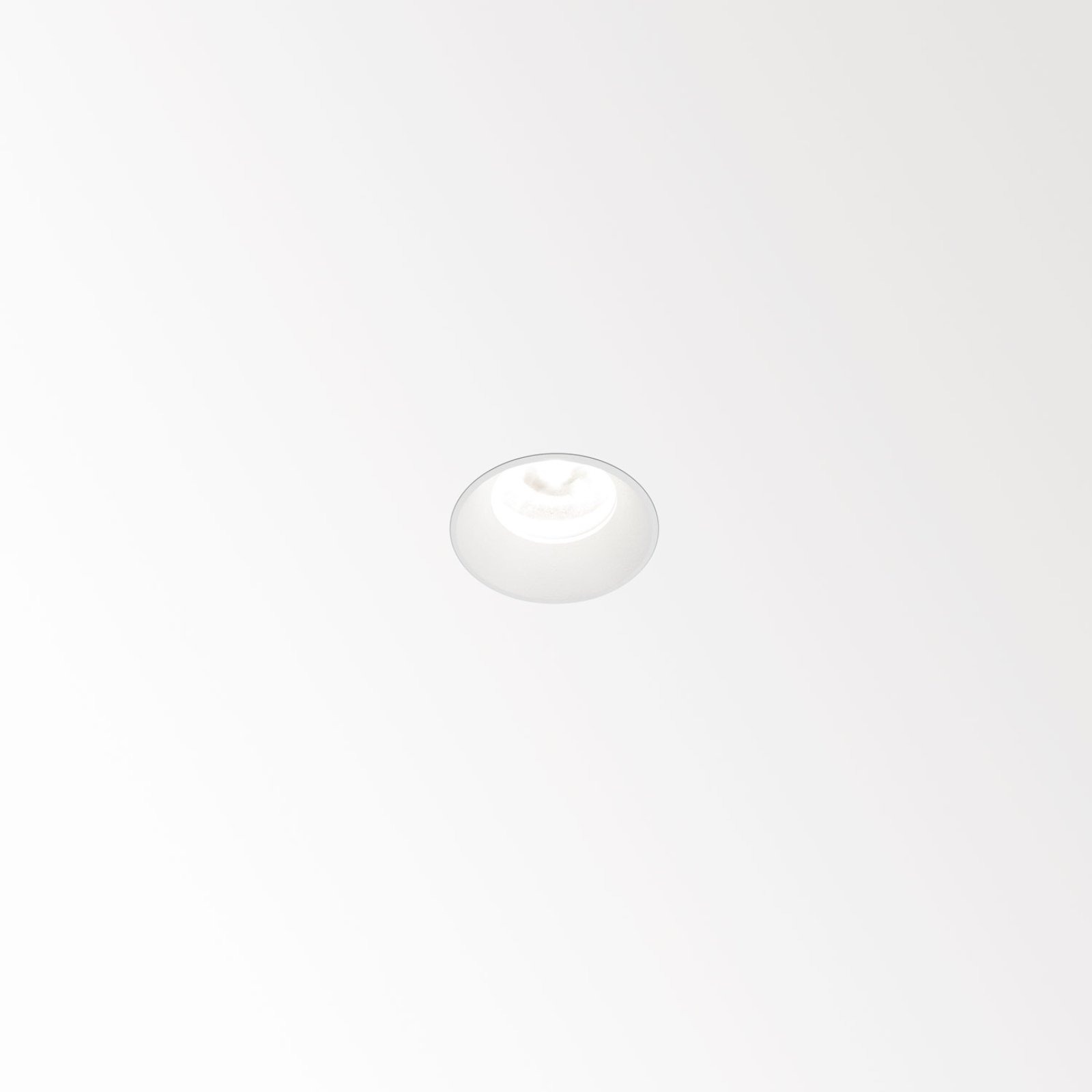 MICRO SNAP-IN 92715 W белый Delta Light Встраиваемый потолочный светильник