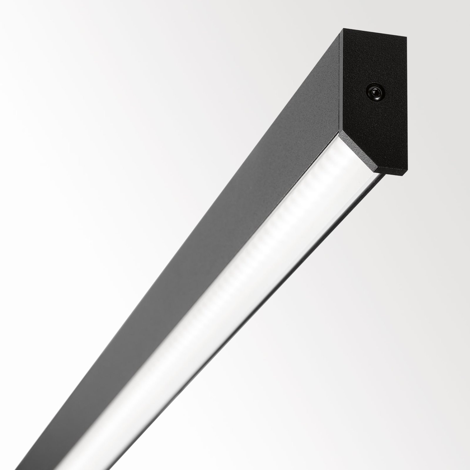 DOT.COM ON WALLWASH 06 HO 927 B черный Delta Light накладной потолочный светильник 4