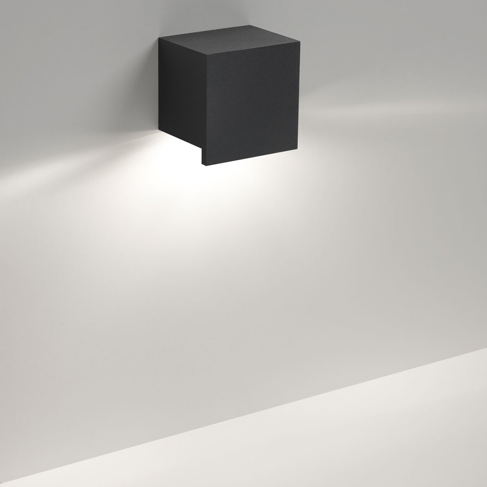 Уличный настенный светильник STIP W S Delta Light 223 55 XX 4