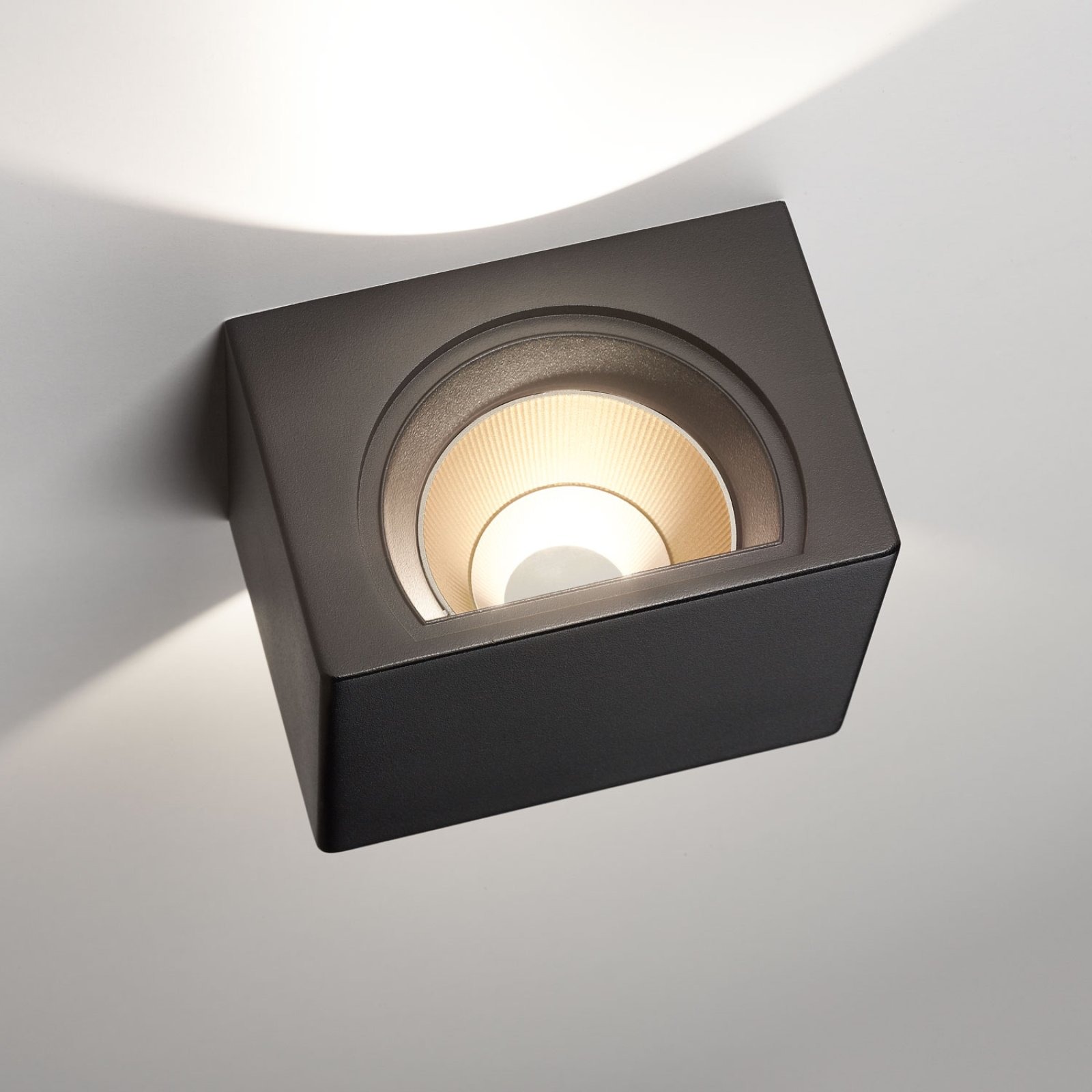 TIGA IN LED 92724 DIM8 W-W белый Delta Light настенный светильник 5
