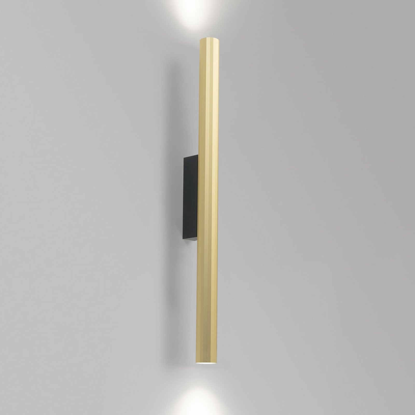HEDRA 39 W 60 DOWN-UP 92713 GC-B золото цветное Delta Light настенный светильник