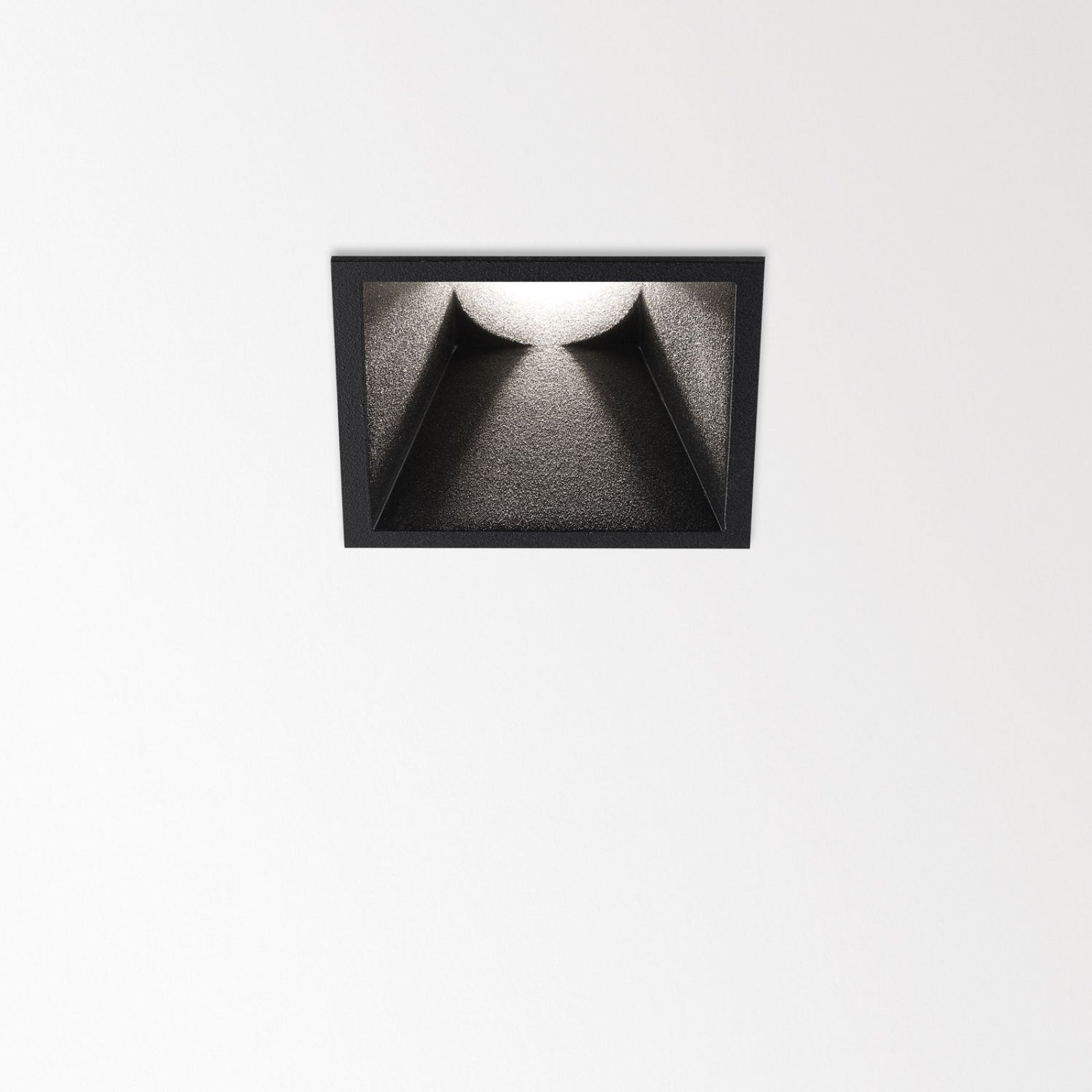 PARTOU S IP 92737 B черный Delta Light встраиваемый точечный светильник