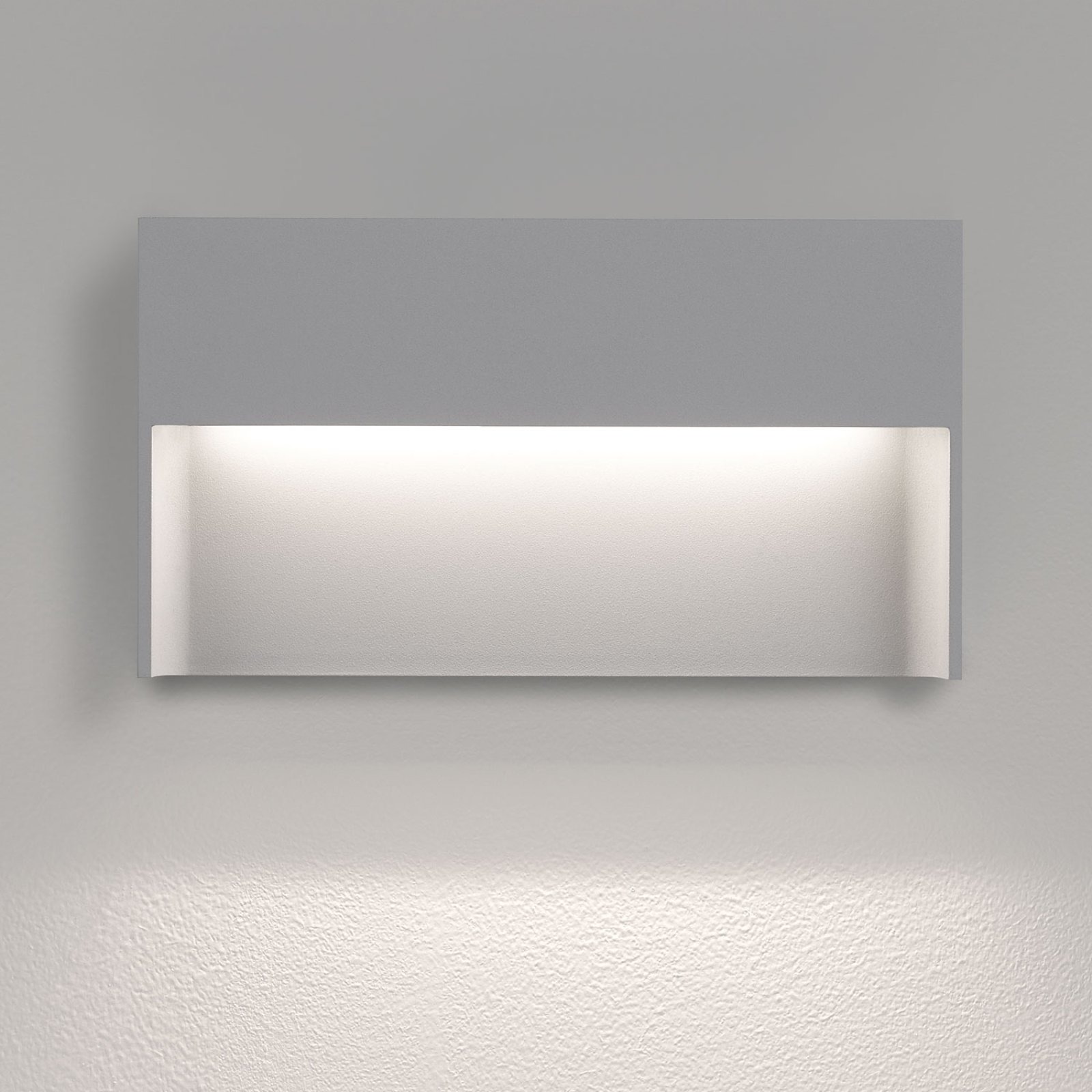 SKOV M Delta Light накладной настенный светильник 4