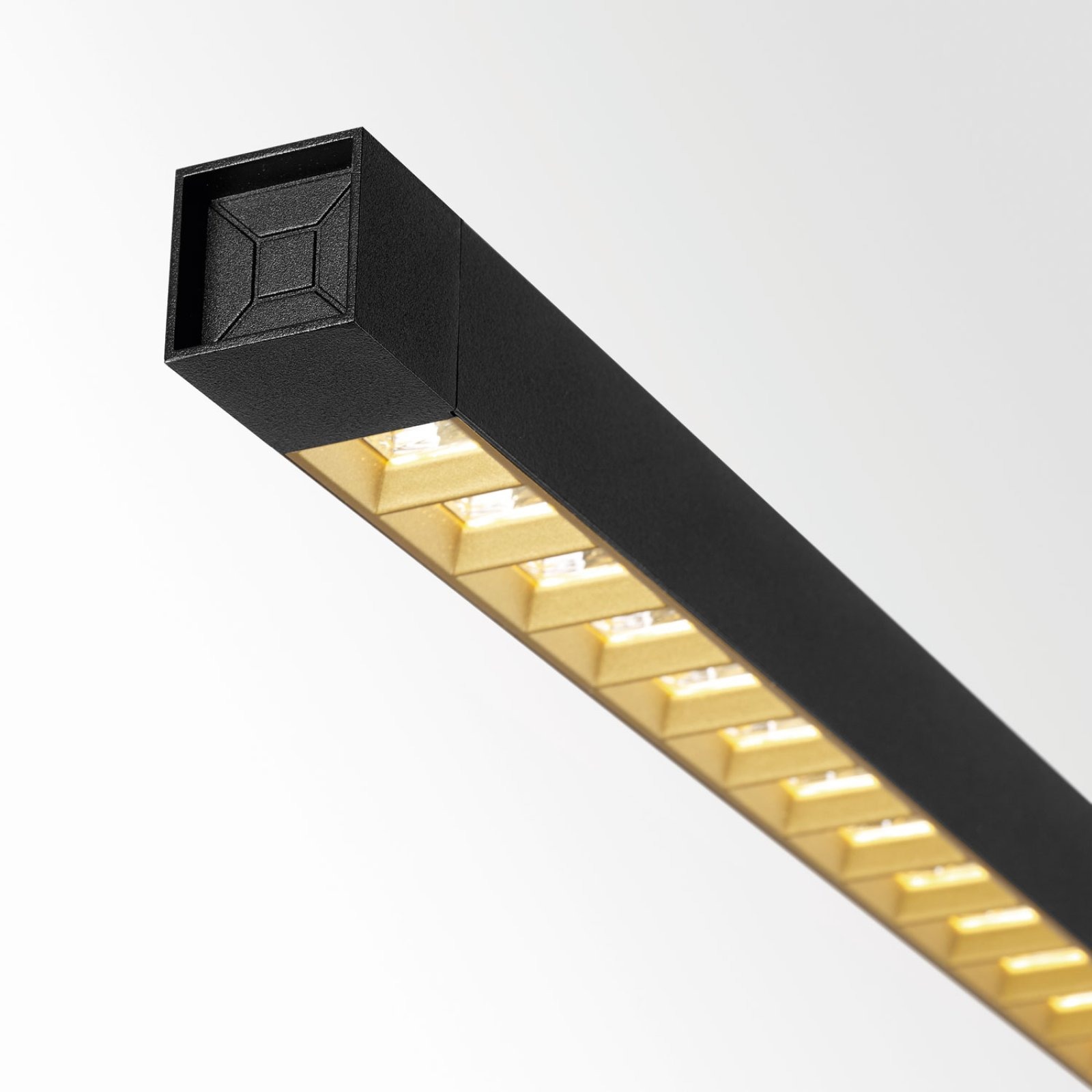 Накладной потолочный светильник INFORM SQ F Delta Light 25528 XXX0 5