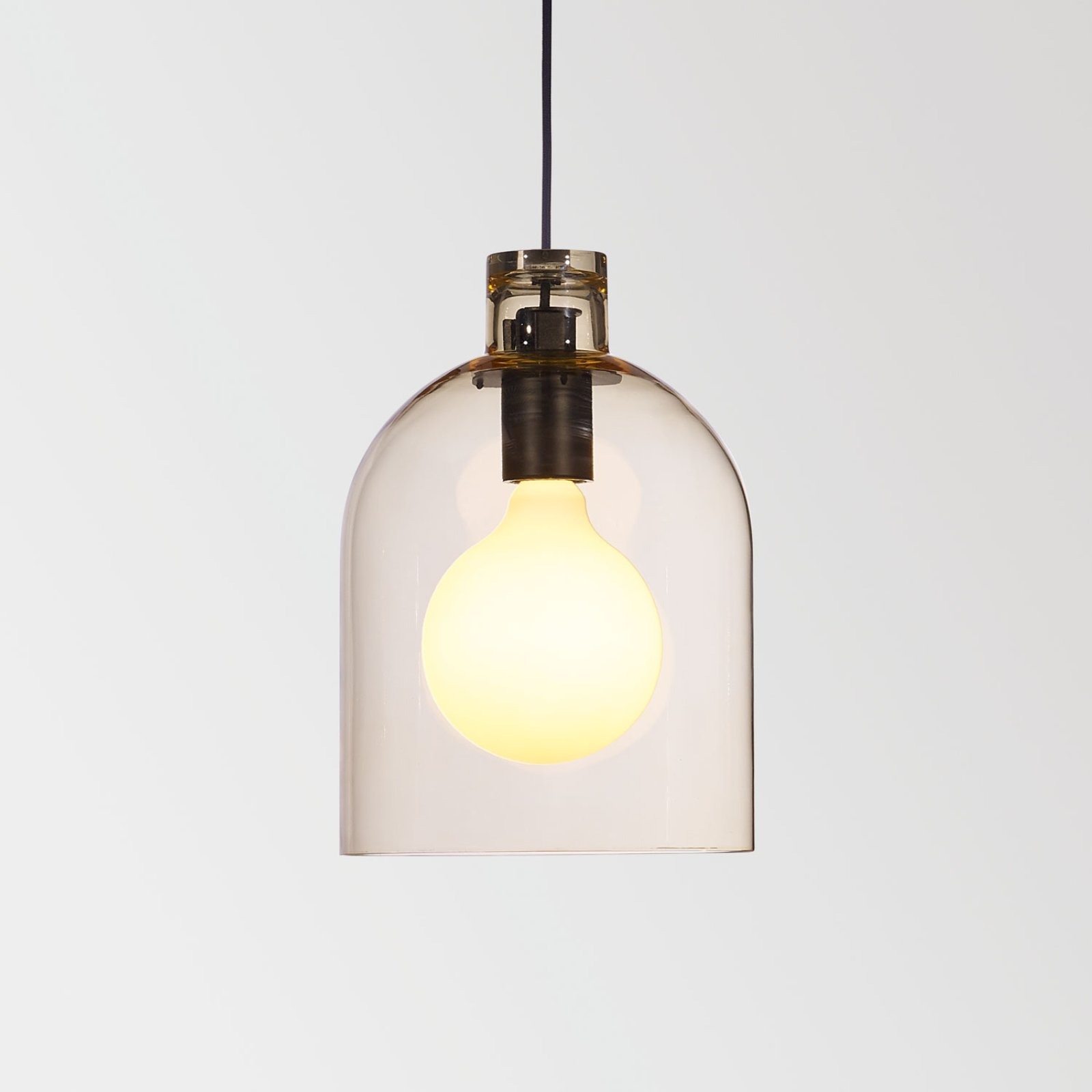 MANTELLO GLASS L2231 E27 AMBER Delta Light ICP