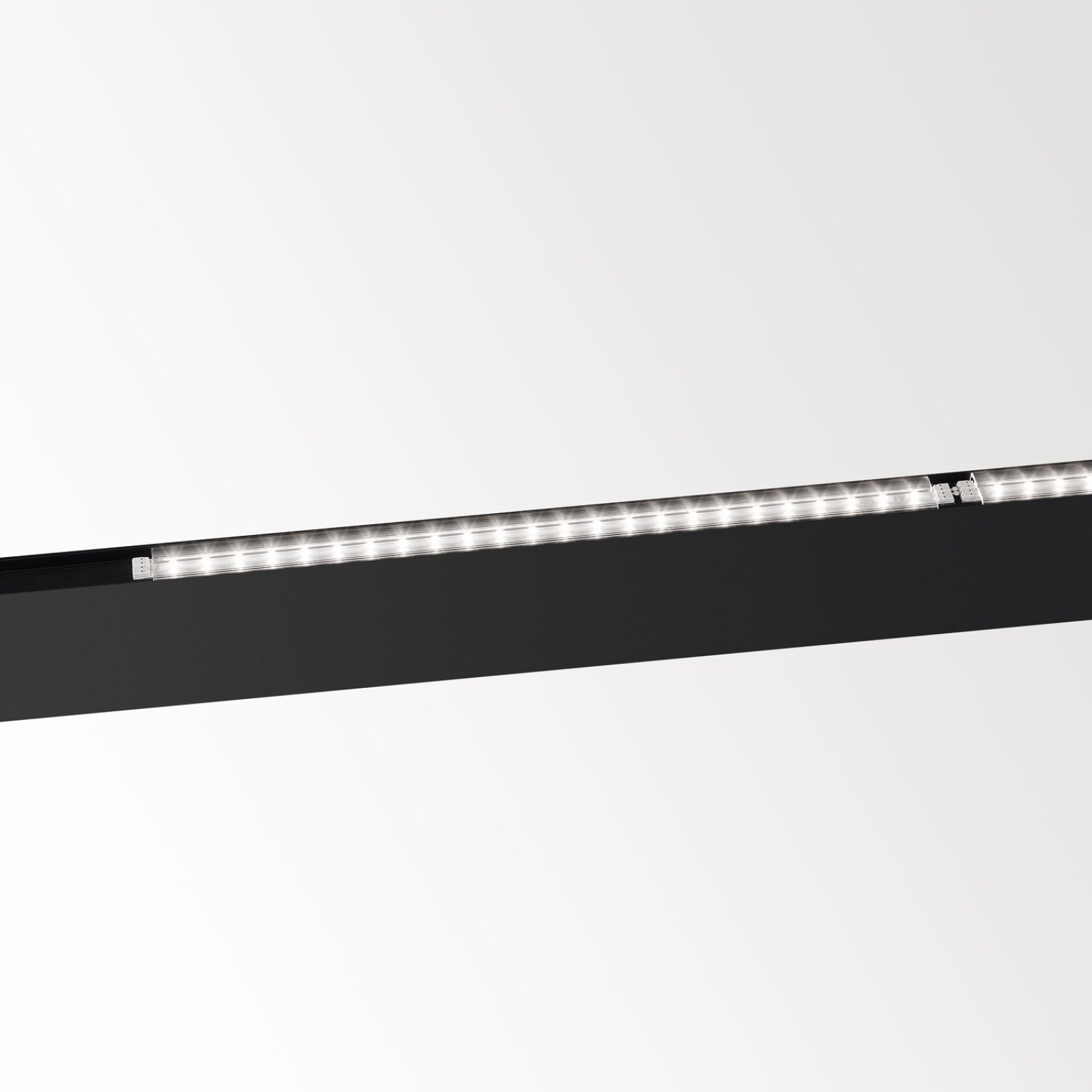 CONFORM P14 DOWN-UP 953067 DIM4 B-B черный Delta Light ICP 4