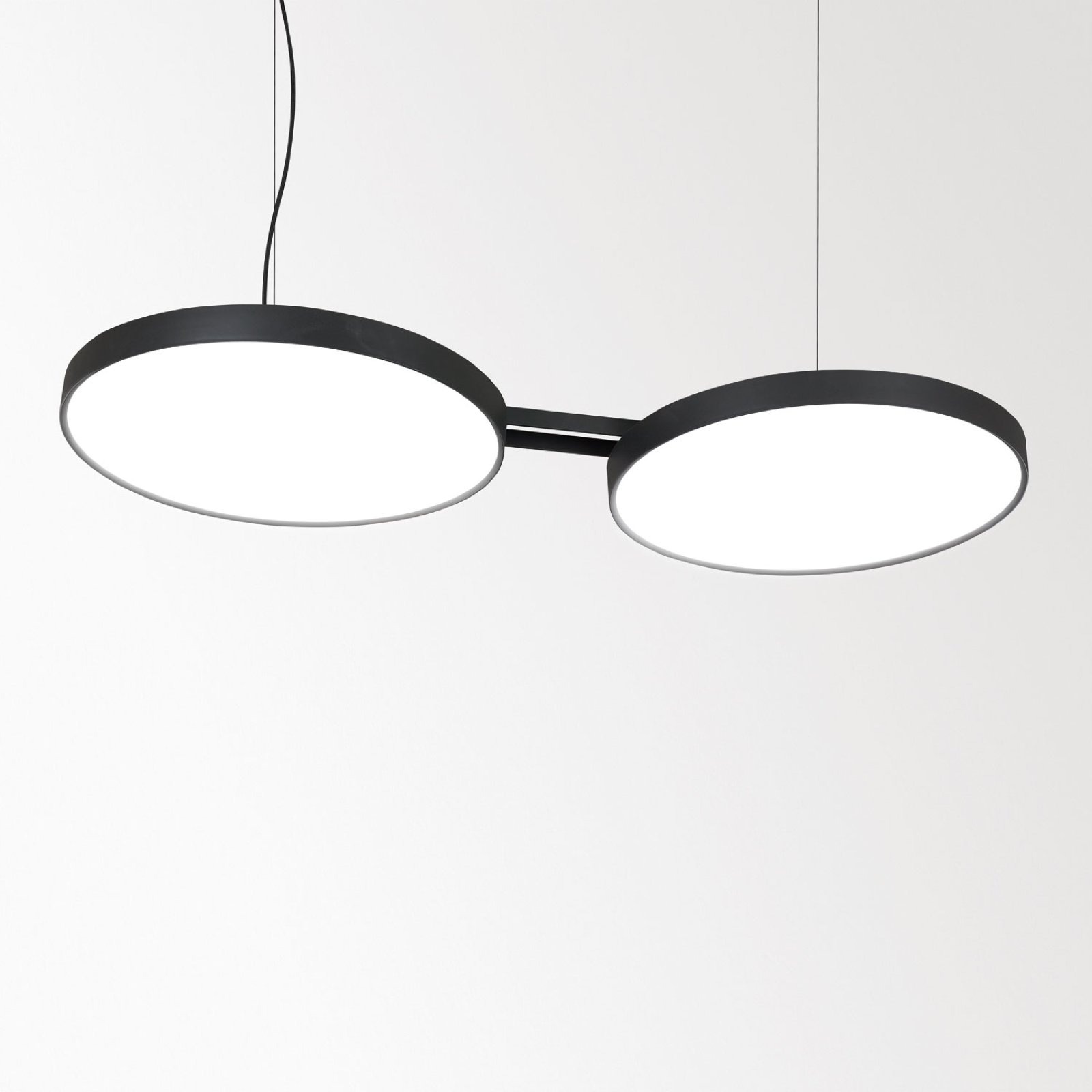 MULTINOVA 255 930 DIM4 B черный Delta Light подвесной светильник