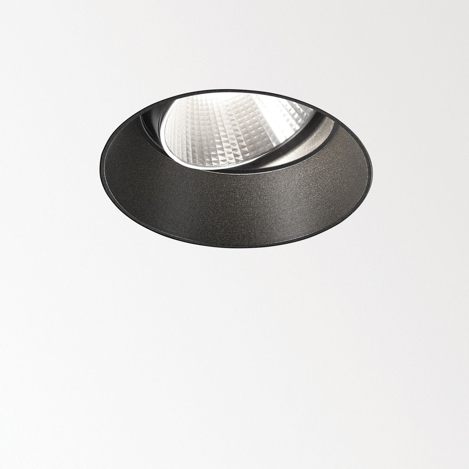 Встраиваемый потолочный светильник ENTERO RD-L TRIMLESS Delta Light 28435 XXX0