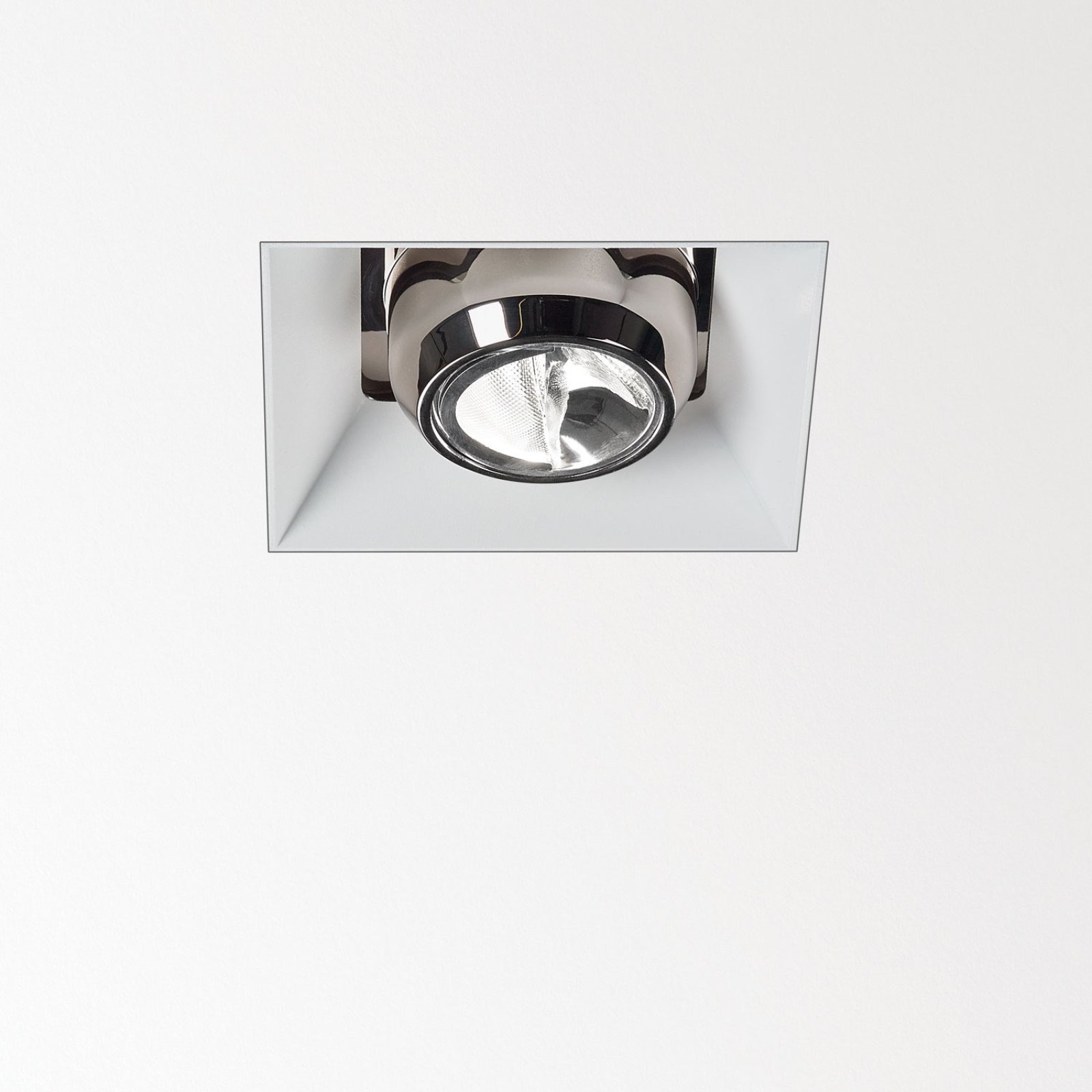 ENTERO SQ-M TRIMLESS WALLWASH 927 W белый Delta Light Встраиваемый поворотный потолочный светильник