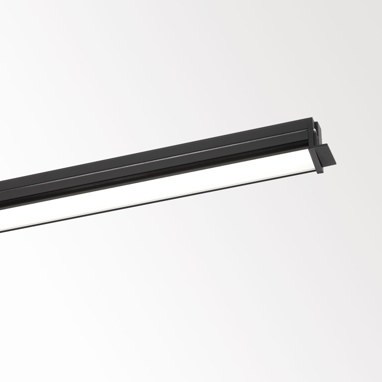 DTC-LEDLINE PROFILE B черный Delta Light ILP