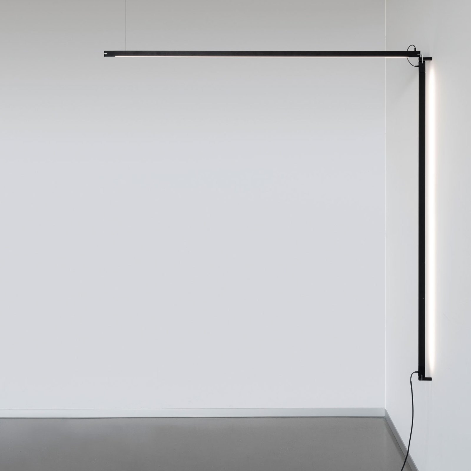 MIKALINE L148 927 B черный Delta Light ILP 5